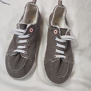 Vionic Brown Casual Sneakers